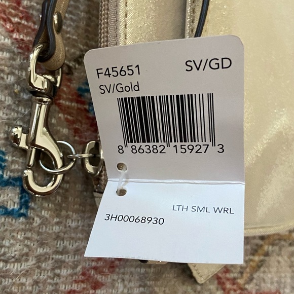 NWT Mini Champagne Gold Leather Coach Wristlet - Picture 6 of 6